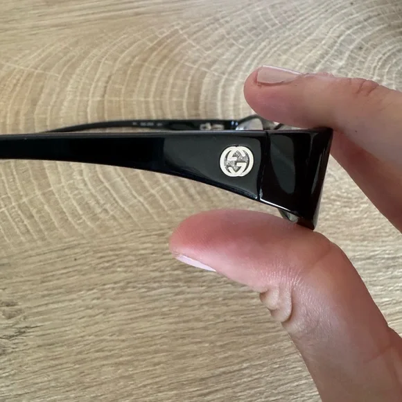 Gucci Black Eyewear Arm - Picture 4 of 6